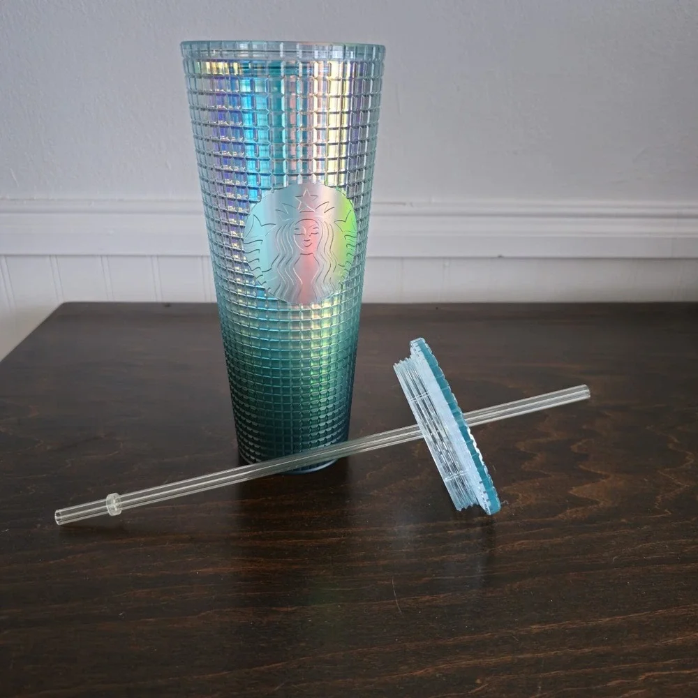 Starbucks 2022 Jeweled Rainforest Green Ombre Cold Cup Tumbler 24 oz Venti
